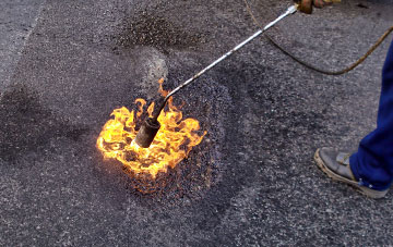 Barnoldswick flat roofing repairs